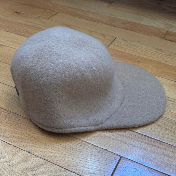 NWOT Uniqlo Wool Hat - Picture 4 of 6